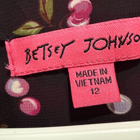 Betsey Johnson NWT Rose Dress - Picture 2 of 6